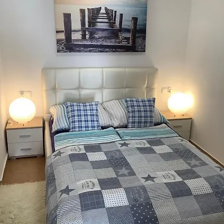 Kris Appartement *