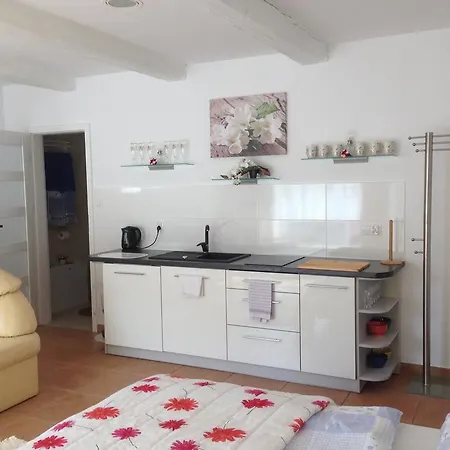Kris Apartamento *
